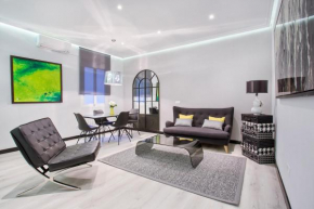 Serrano Comfort, by Presidence Rentals